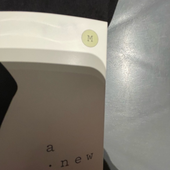 A New Day Women’s High Waisted Everyday Active 7/8 Leggings Black Medium NWT - Picture 2 of 7